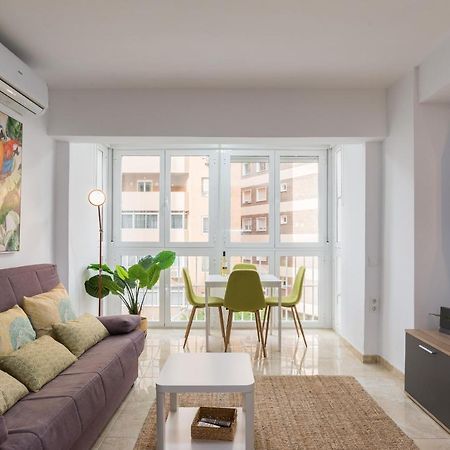 Mp5-Just Renovated Apartment Right On The Beach 말라가 외부 사진