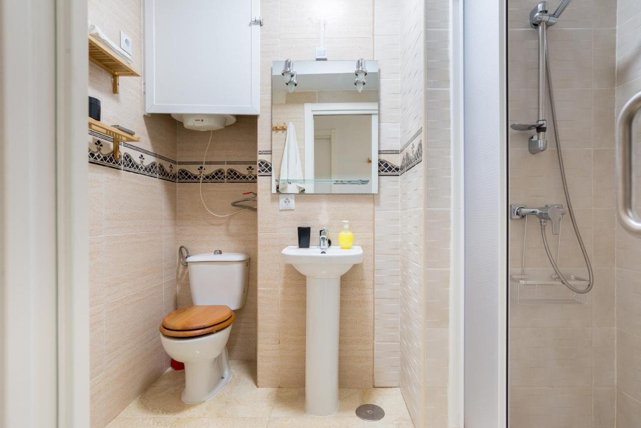 Mp5-Just Renovated Apartment Right On The Beach 말라가 외부 사진