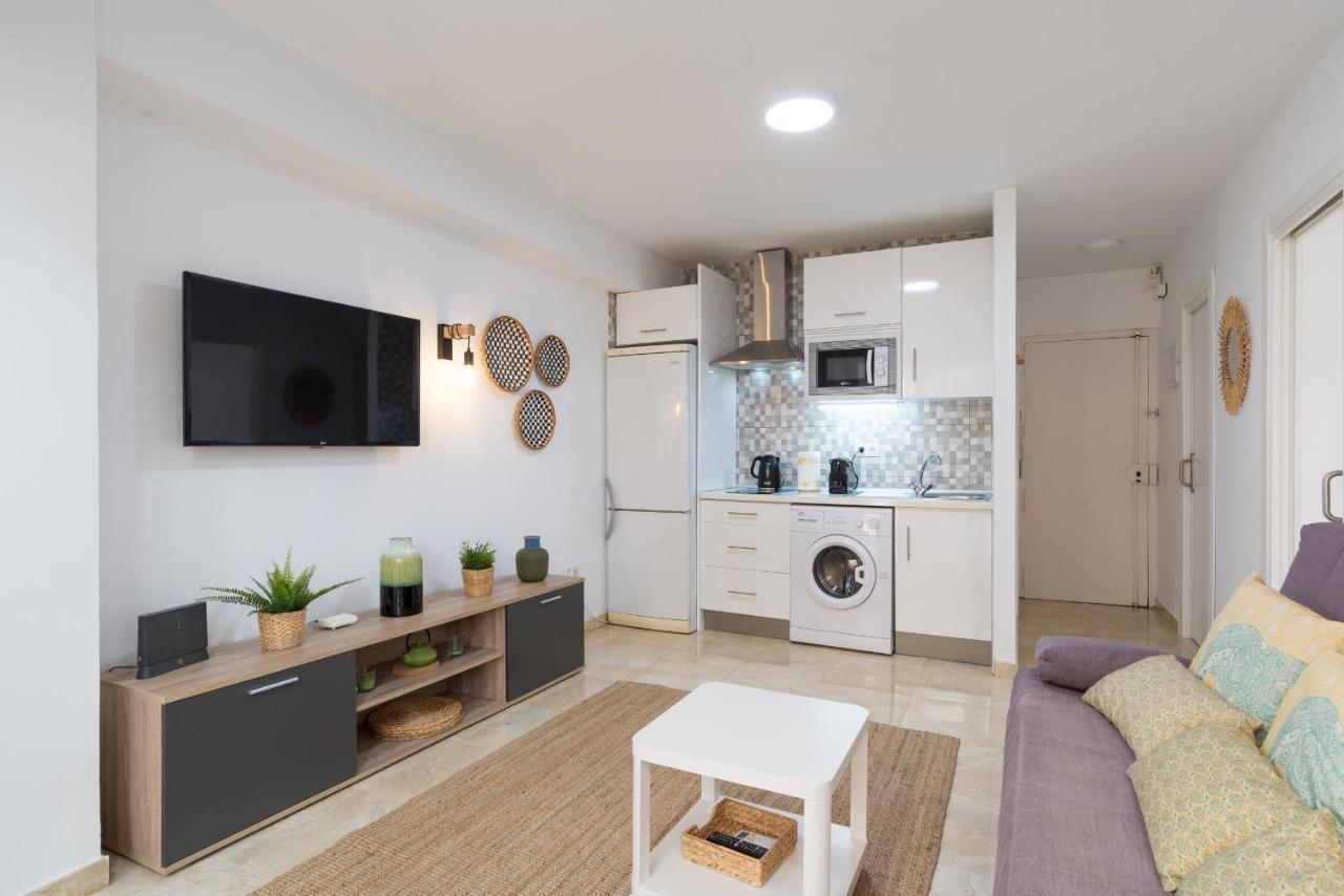 Mp5-Just Renovated Apartment Right On The Beach 말라가 외부 사진