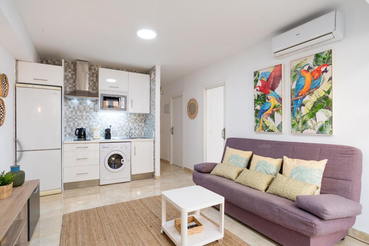 Mp5-Just Renovated Apartment Right On The Beach 말라가 외부 사진