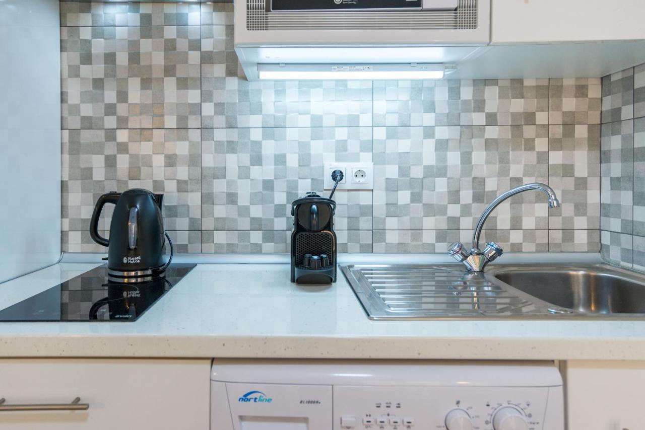 Mp5-Just Renovated Apartment Right On The Beach 말라가 외부 사진